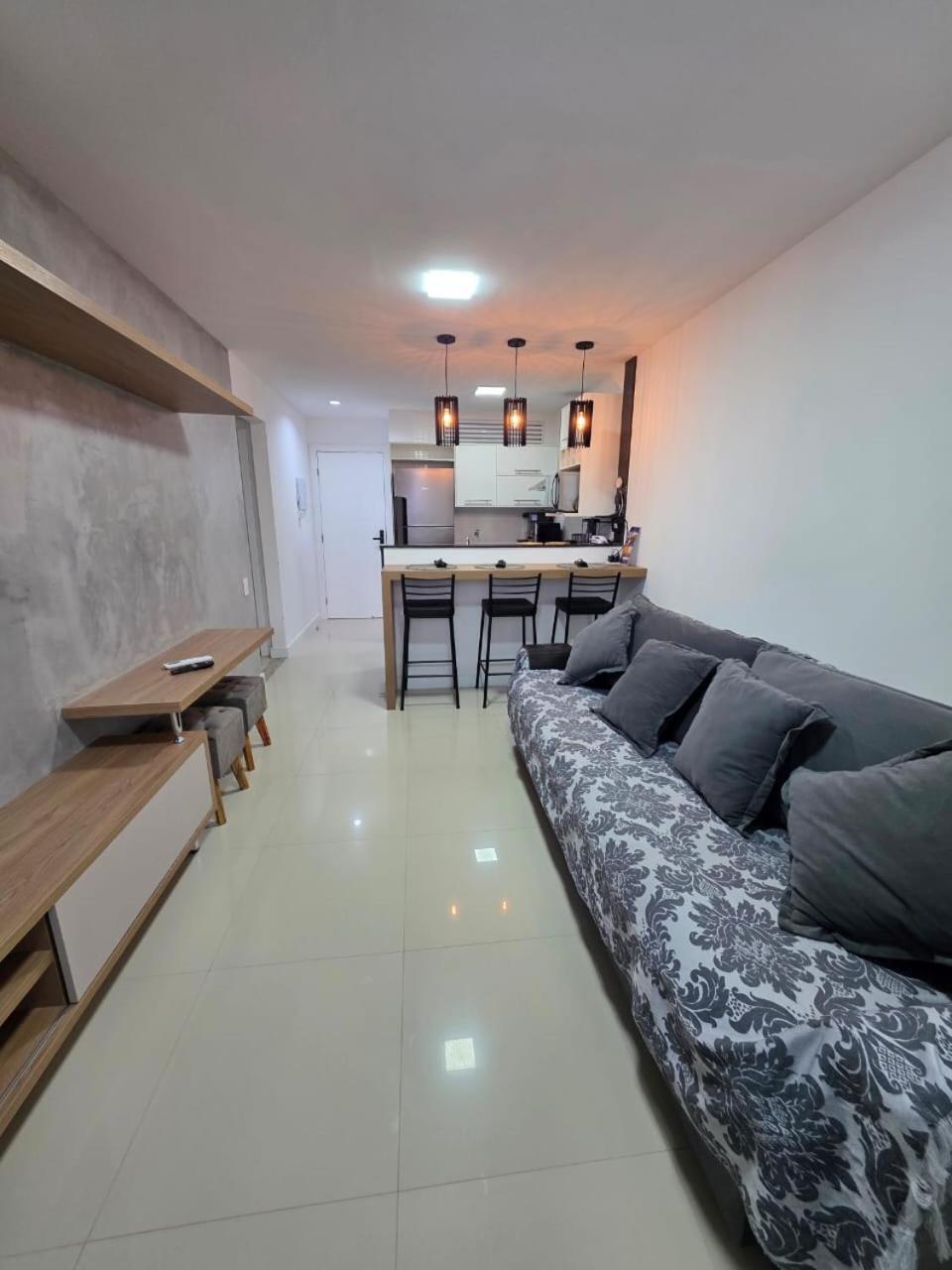 Em Apartamento Arraial do Cabo